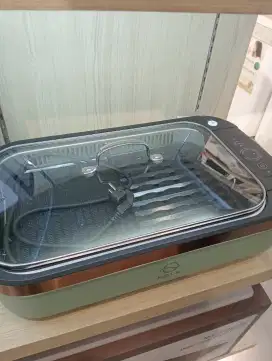 Electric smokel ess grill