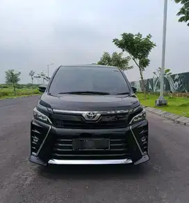 toyota voxy 2021 mulus terawat dp minim