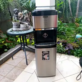 Dispenser galon bawah