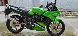 Kawasaki Ninja 150 RR