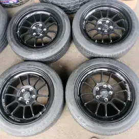 Venom5 ring 17 pcd 5x114,3 ban 205/50 R17 Innova APV luxio