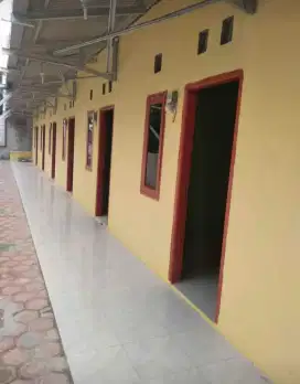 Kos Pasutri Dan Lajang