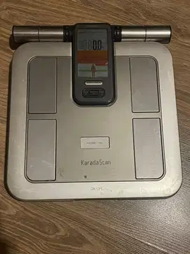 OMRON Karada Scan Alat Pengukur Lemak Tubuh HBF-375