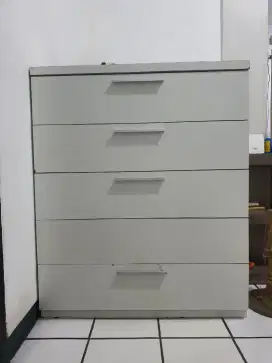 Lemari Laci Serbaguna