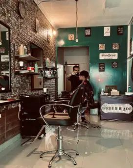 Lowongan kerja untuk kapster barberman potong rambut pria