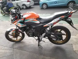 DI JUAL HONDA CB150R OLD 2014