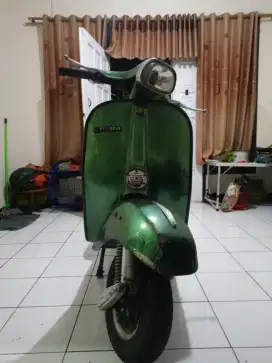 Vespa Super Tahun 1976