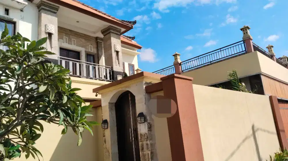 DISEWAKAN RUMAH BESAR DENPASAR