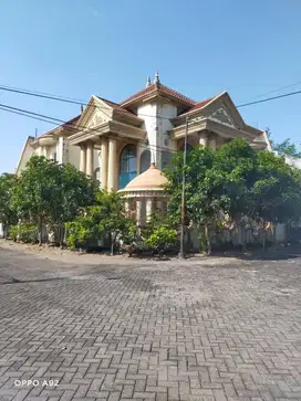 Rumah mewah siap huni di Citra Padova komersial area dekat tol, mal