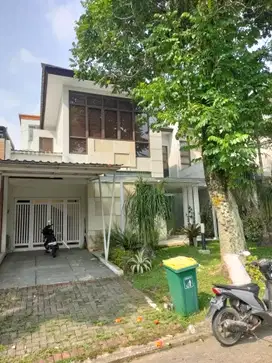 Dijual rumah dua lantai siap huni fuly furnished
