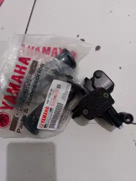 Master rem / tabung minyak rem depan dan Handgrip Mio, Xeon