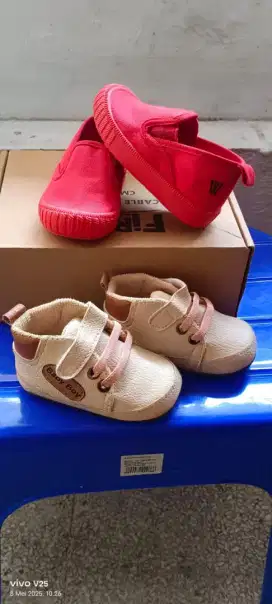 Sepatu bayi & balita (2 pasang)
