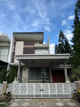 Rumah Full Furnish 2 Lantai, di Cluster Villa Mutia, Bks