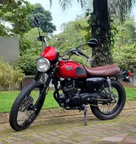 W175 Cafe 2020 Metallic Red.Odo 16rb KM.Nopol N Pasuruan.