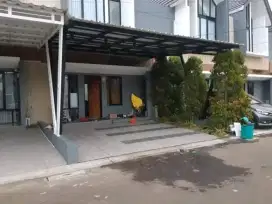 Kanopi baja ringan