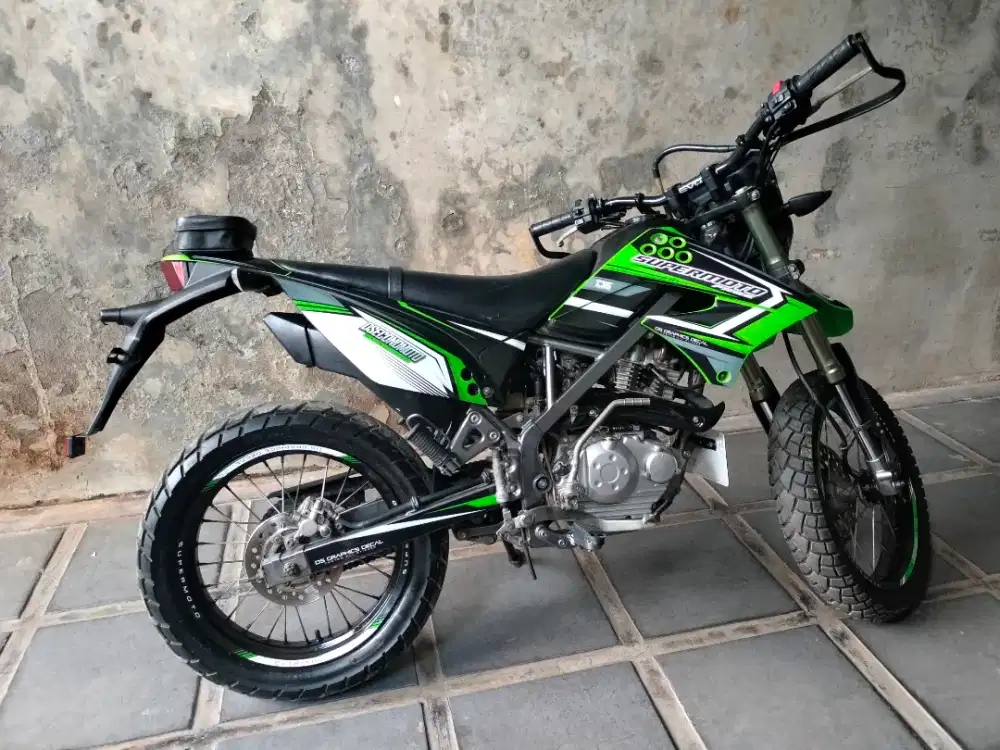 Kawasaki KLX Dtracker