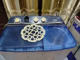 Bismillah dijual mesin cuci Sanyo Aqua normal