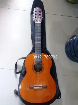 Gitar YAMAHA CGS102A ukuran 1/2
