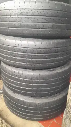 Ban copotan Crv Continetal ultracontact UC6 225/65 R17 70% 2022.4pcs