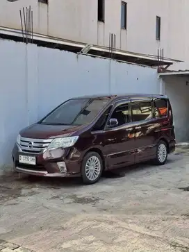Nissan Serena Hws 2013