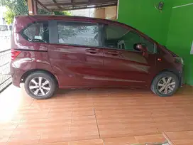 Honda Freed 2010 Bensin