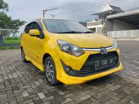Mobil Kecil Hatchback ~Toyota Agya S TRD Sportivo,type Tertinggi Mulus