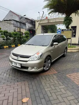 Honda Stream Facelift 2.0 2004 Matic