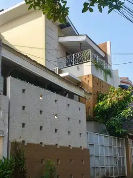 Rumah di jati cempaka Pondok Gede bekasi