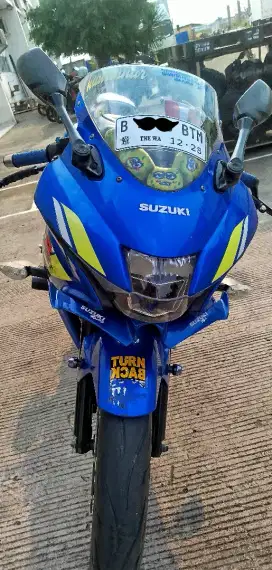 GSX R150 2018 warna biru