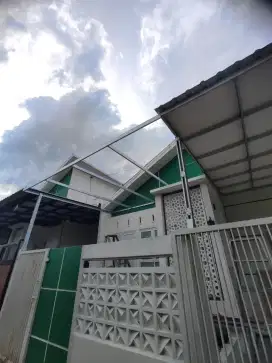 Kanopi baja ringan