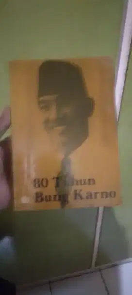 Di lepas borongan buku lawas