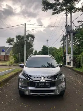 Mitsubishi Xpander cross premium plus TERMURAH