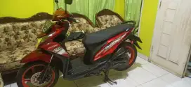 honda beat merah
