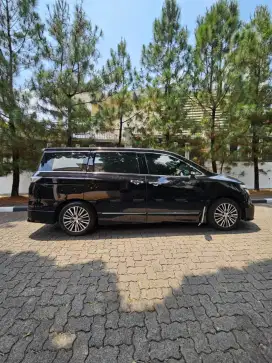 Dijual nissan elgrand terawat nego sampe deal