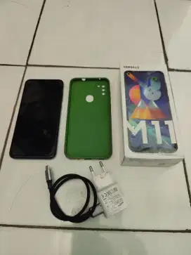 Dijual samsung Galaxy M11 dan samsung Galaxy A5 2016