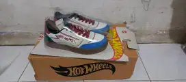 Aerostreet x Hotwheels