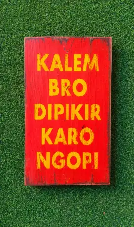 Hiasan dinding kayu