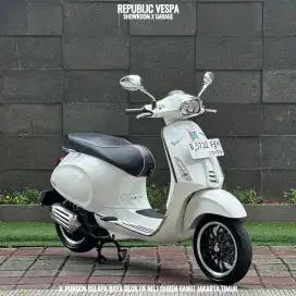 PIAGGIO VESPA SPRINT 150 IGET ABS LED TAHUN 2020 PERFECT CONDITION