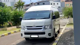 Km 1rb toyota hiace commuter line 16seater manual 2024 putih