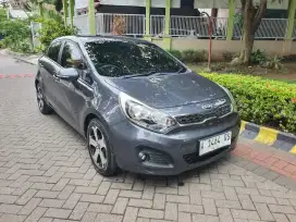 Kia rio 2013 pajak plat panjang  bs krdt