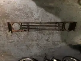 Grill depan kijang kf20 lampu bulat original