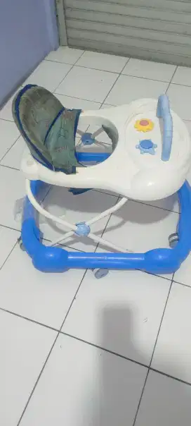 Stroler bayi layak pakai