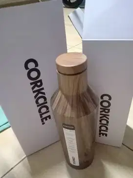 botol air corkcicle Walnud Wood