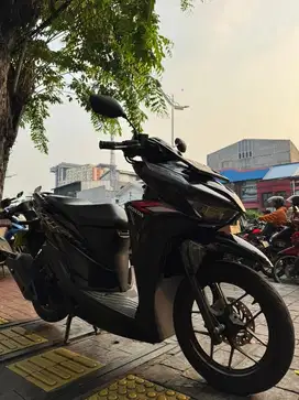 Vario 125 CBS 2022 / 2023 Gratis Balik Nama Mulus Plat Jakarta ABBA