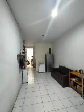 Rumah Taman Holis Indah dibawah 1 Milyar Siap Huni