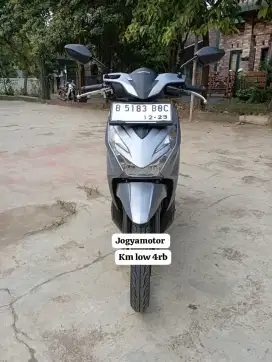 Honda beat deluxe 2024 pemakaian 2025 km 4 ribu