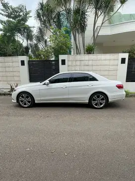 Mercedes-Benz E250 2015 Bensin