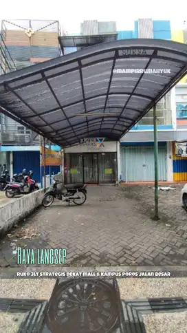 Ruko strategis 3 lantai dekat mall dan kampus di poros jalan Langsep