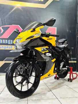 Suzuki GSX R 150 Keyles Reg 2022 full fairing cakep no minus
