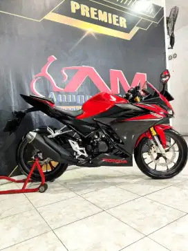 DP 3jt Honda New CBR150R USD Th 2023 merah hitam super cakep